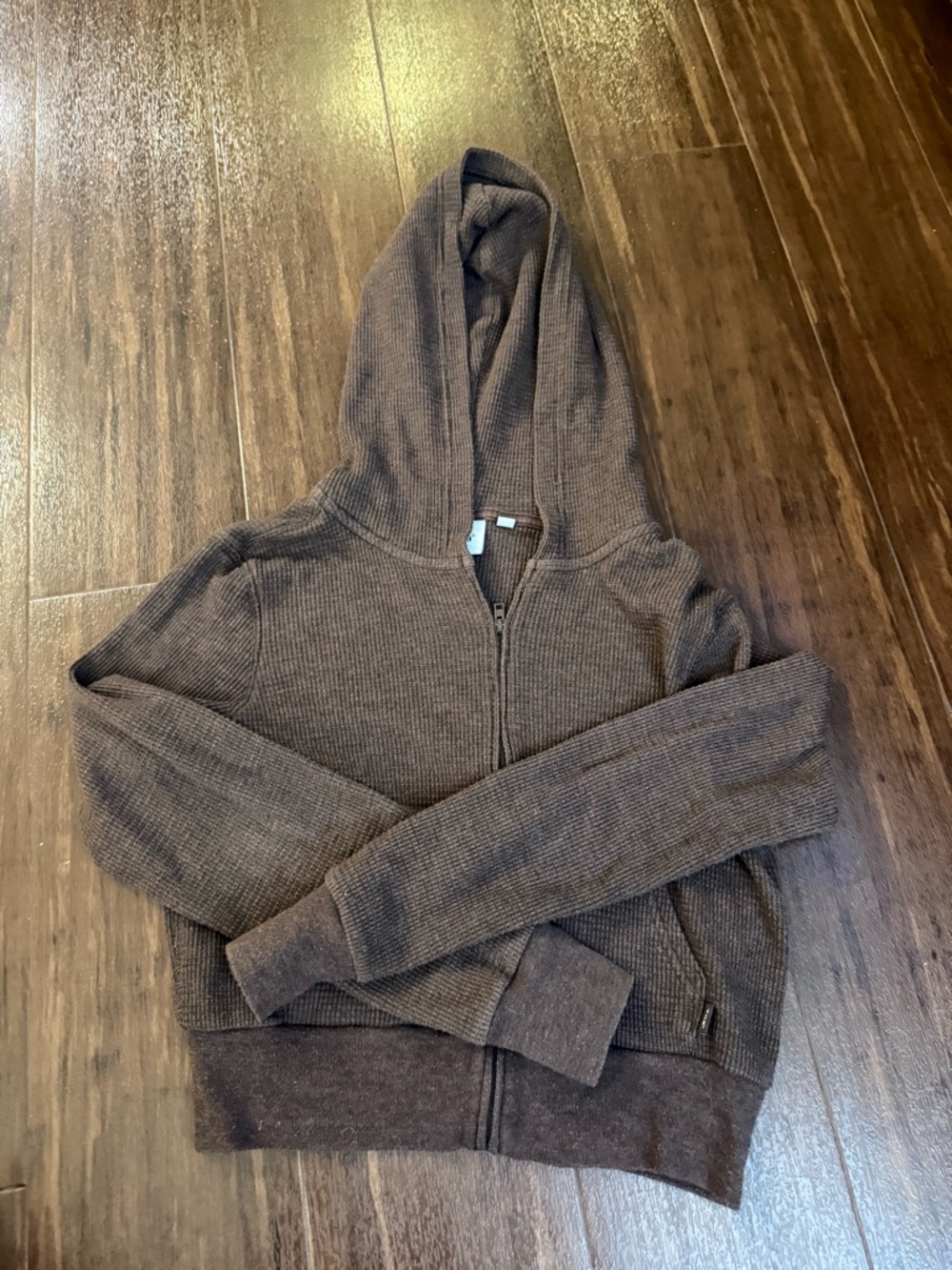 Aritzia TNA cropped brown ribbed zip up jacket in size XS